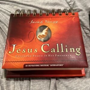 Jesus Calling - calendar “Dayspring DayBrightener”